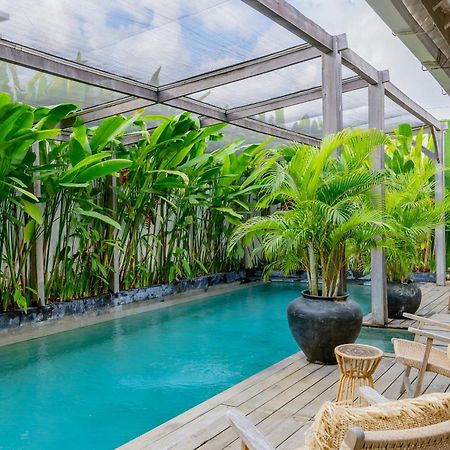 Mundaka Villa By Betterplace Canggu Dış mekan fotoğraf