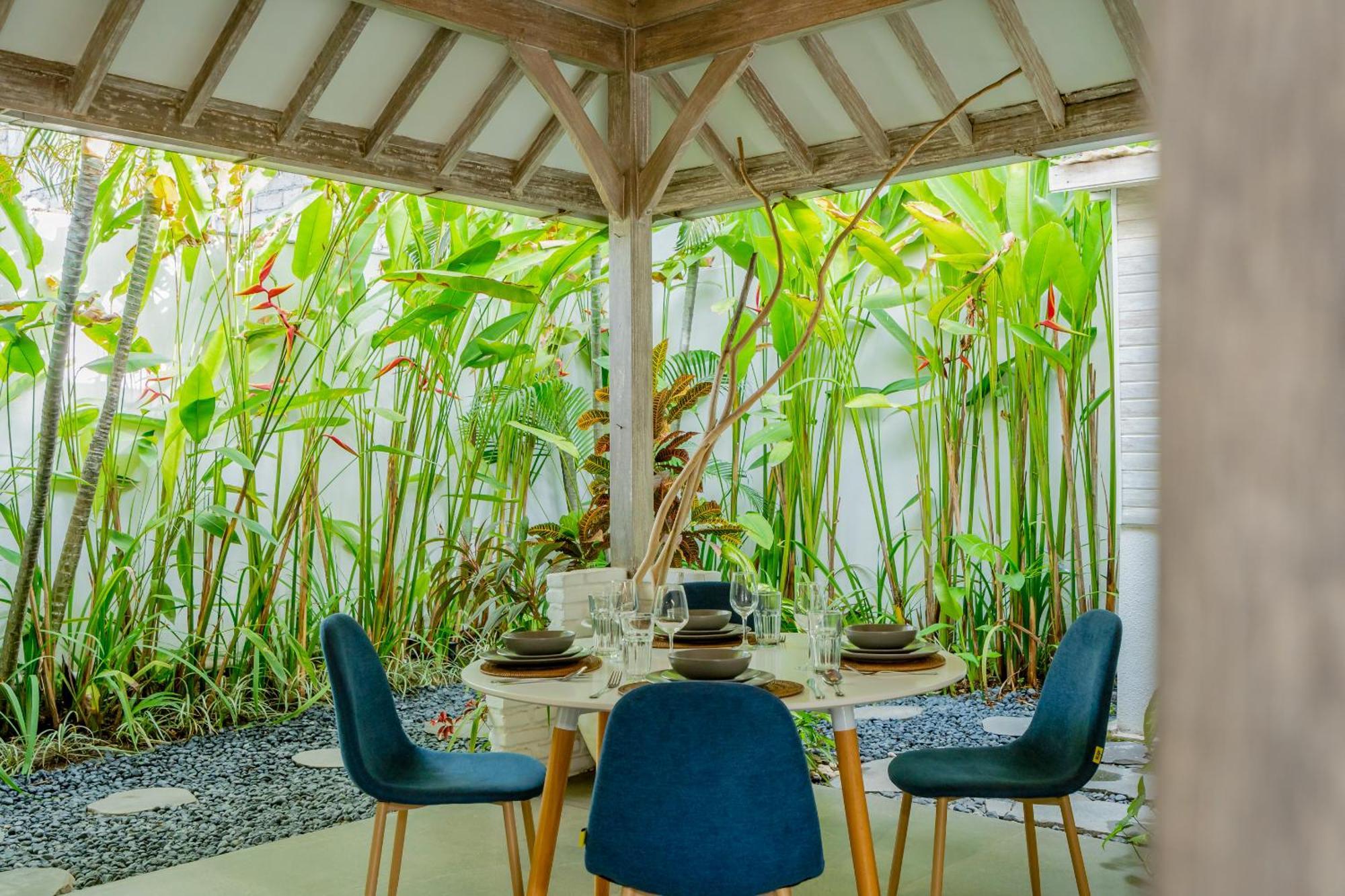 Mundaka Villa By Betterplace Canggu Dış mekan fotoğraf