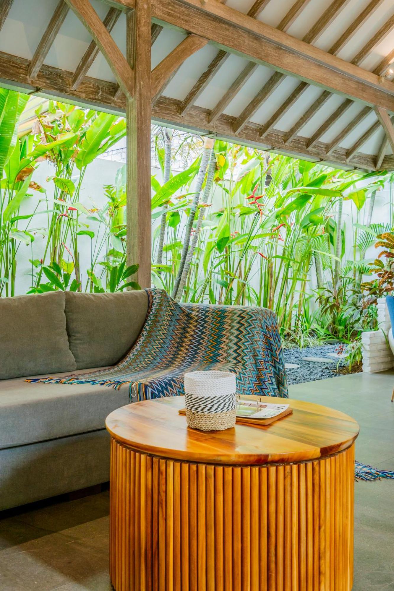 Mundaka Villa By Betterplace Canggu Dış mekan fotoğraf